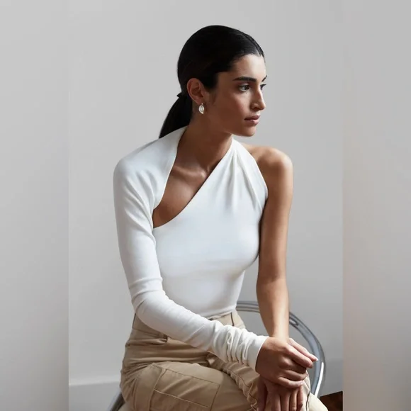 NWT Marcella Manhattan One Shoulder Top
European Ponte Asymmetric Long-Sleeve - Picture 5 of 5